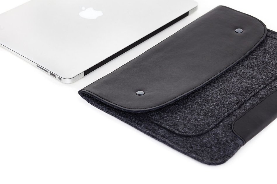 Чохол-конверт Gmakin для MacBook Air 13,3 и Pro 13,3 чорний на кнопках (GM01)