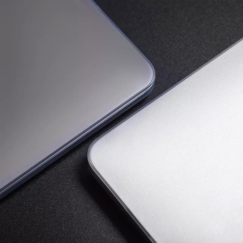 Накладка для MacBook Air 15" (2023-2026) Wiwu Hard Shell (Transparent-Matte)