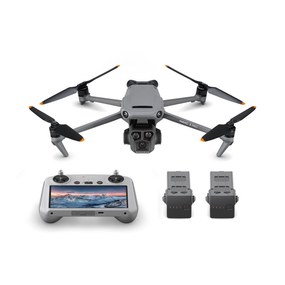 Квадрокоптер DJI Mavic 3 Pro Fly More Combo with DJI RC