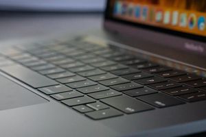 Apple выплатит компенсацию участникам иска из-за проблем с клавиатурой-«бабочкой» в MacBook