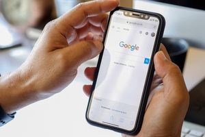 Google продовжує платити Apple мільярди, щоб залишатись пошуковою системою за замовчуванням в Safari